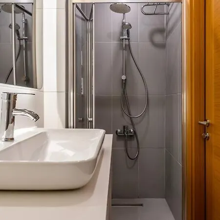 Walk Everywhere From The City Center Apartamento